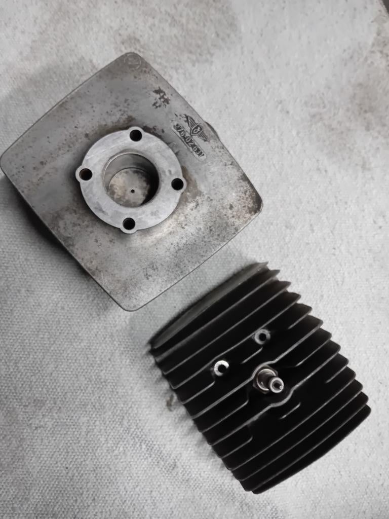 Zundapp cilinderset met kopje en zuiger, Ophalen of Verzenden, Gebruikt, Cilinder