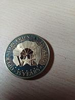 Herdenkingsmunt 'Operation Friendly Invasion' 1945-1980, Postzegels en Munten, Penningen en Medailles, Ophalen, Overige materialen