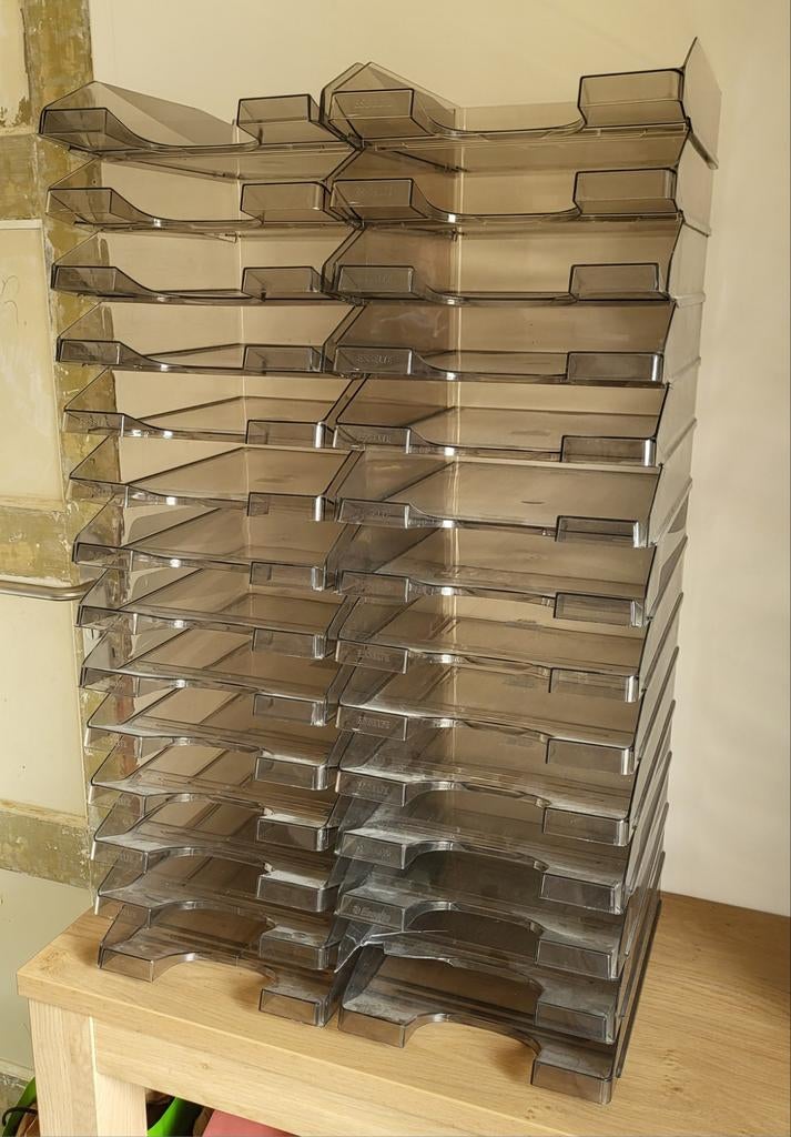 Brievenbakjes Esselte 43 stuks, Ophalen, Gebruikt