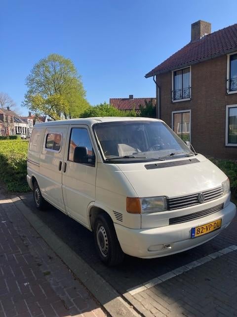 Volkswagen Transporter Bestel 1.9 D.  275.882 km, Auto's, Voorwielaandrijving, 4 cilinders, Volkswagen, Alcantara