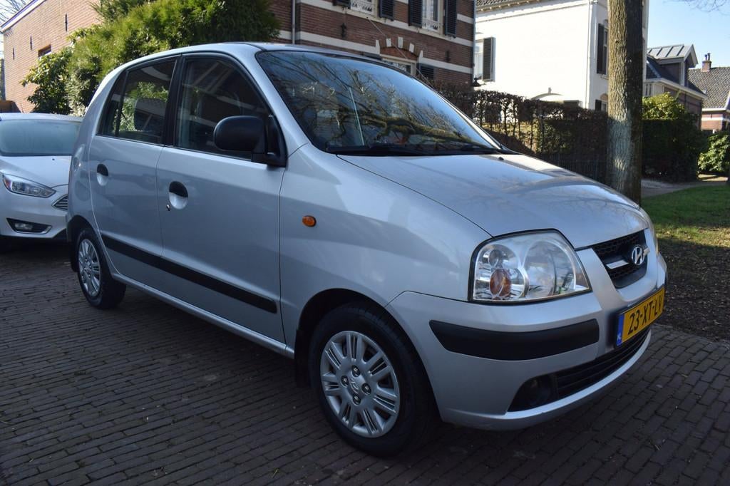 Hyundai Atos 1.1i Active Cool Airco, Auto's, Hyundai, Voorwielaandrijving, 31 €/maand, Origineel Nederlands, Bedrijf