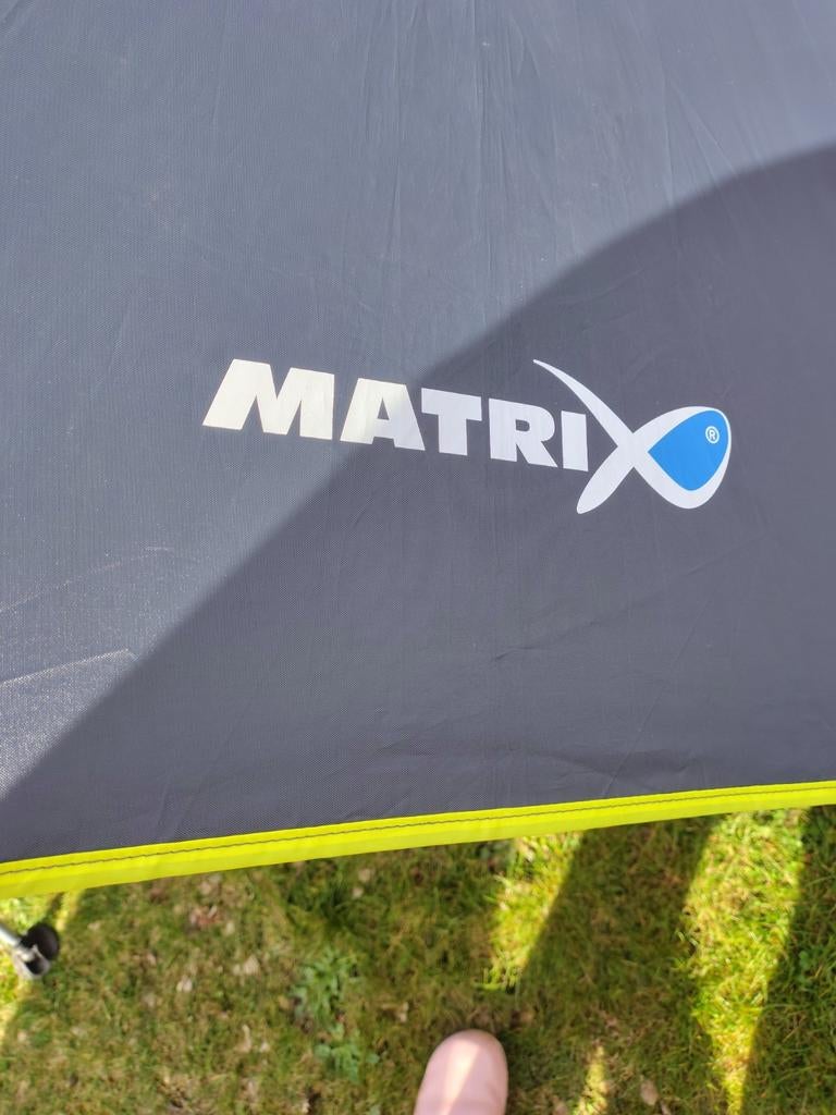 Matrix vis paraplu en visstoel - Zo goed als nieuw, Ophalen