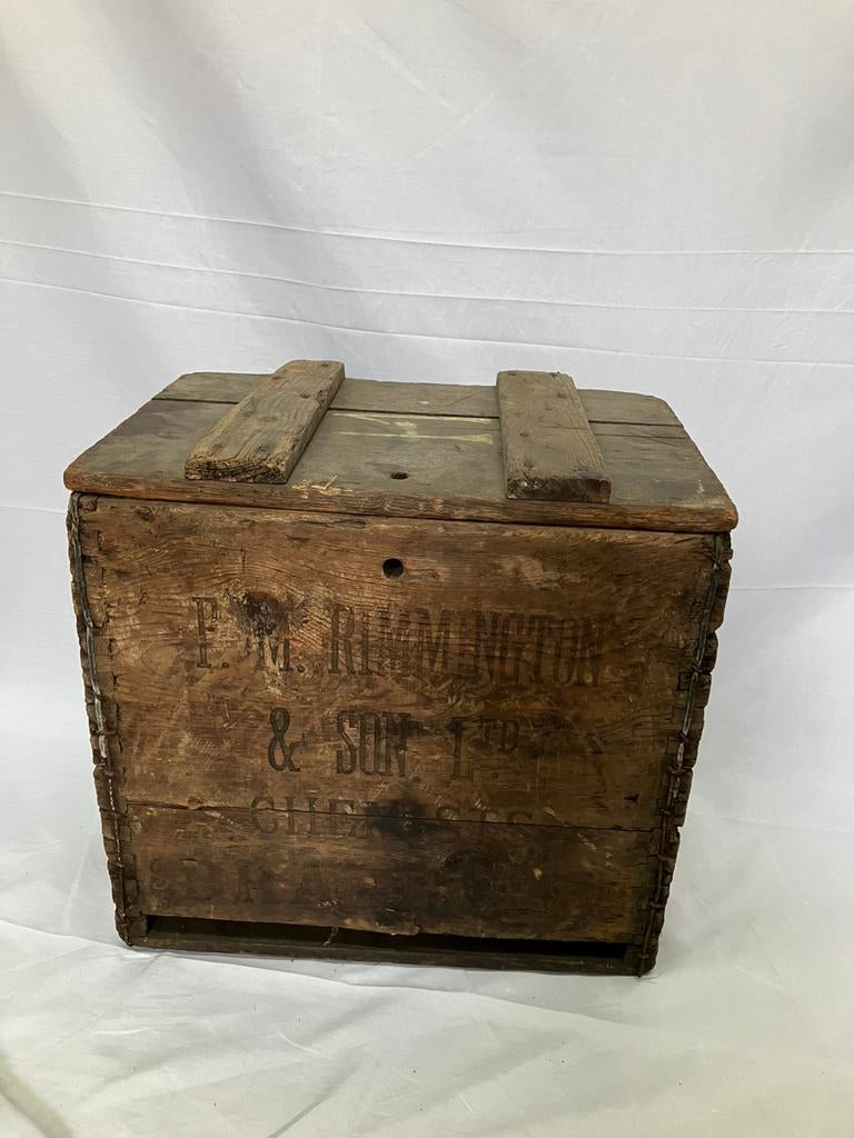 Antieke houten kist F.M. Rimming ton & son chemists Bradford, Ophalen of Verzenden, Gebruikt, Minder dan 50 cm