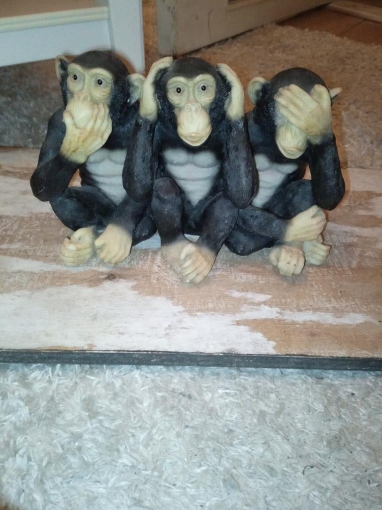 Beeld aapjes zien, horen, zwijgen in spiegelbeeld., Verzamelen, Beelden en Beeldjes, Ophalen of Verzenden, Zo goed als nieuw, Dier