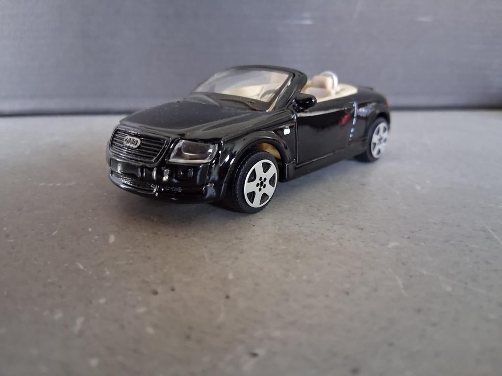 Zwarte Audi TT Cabriolet modelauto, Hobby en Vrije tijd, Modelauto's | 1:43, Ophalen of Verzenden, Gebruikt, Auto, Overige merken