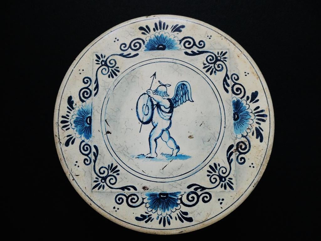 Blik Hoffmann Switserland met Cupido Valentijn Delftsblauw, Ophalen of Verzenden