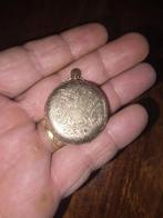 Antique clock, Ophalen, Nederland