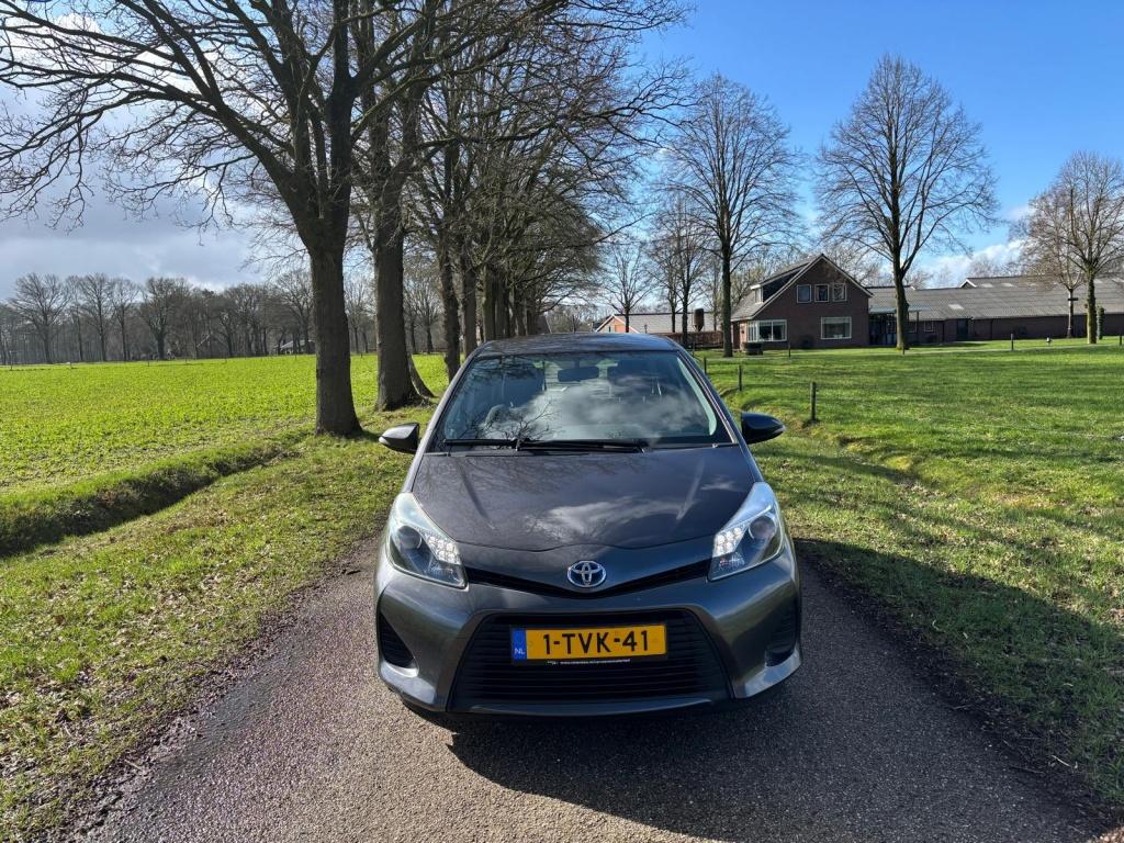 Toyota Yaris 1.5 Full Hybrid | Achteruitrijcamera | Cruise C, Auto's, Euro 5, 1497 cc, Gebruikt, 4 cilinders