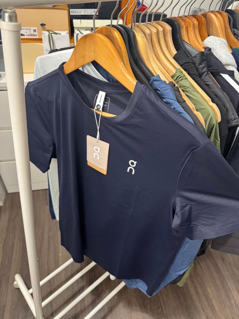 On Cloud T-shirt Blue, Ophalen of Verzenden, Nieuw