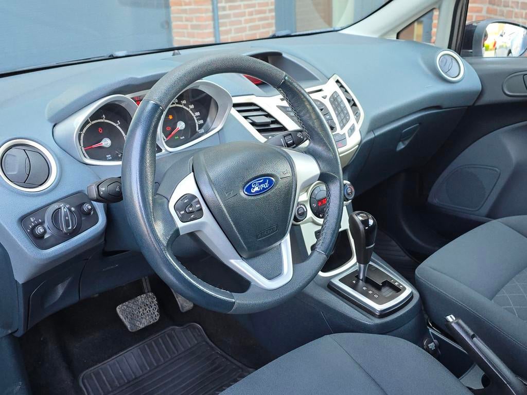 Ford Fiesta 1.4 Trend Automaat |Airco |Apk 2027, 15 km/l, 4 cilinders, Zwart, Bedrijf