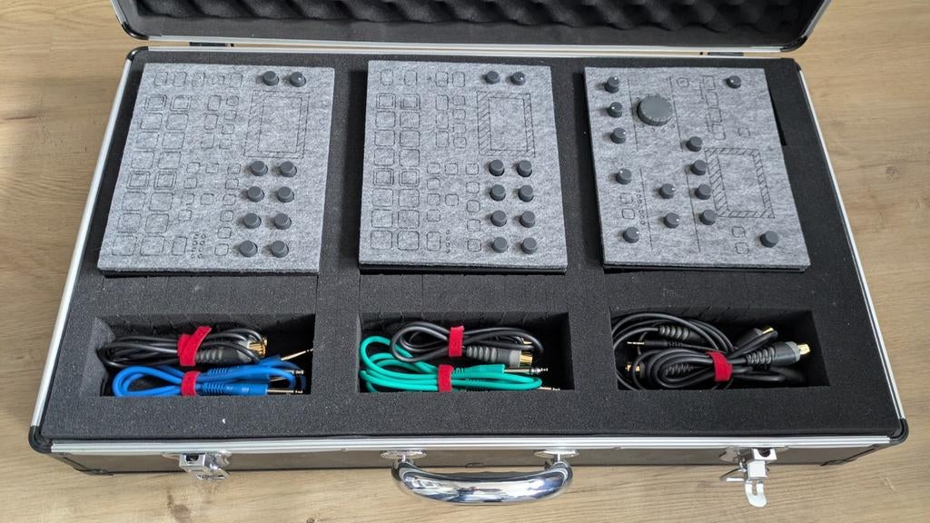 Elektron Digitakt 2, Digitone 2 en/of Analog Heat+FX + case, Muziek en Instrumenten, Met midi-aansluiting, Overige aantallen, Zo goed als nieuw