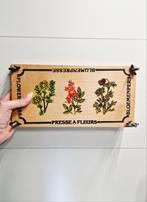 Vintage Bloemenpers van hout, met mooie bloemen erop, Ophalen of Verzenden