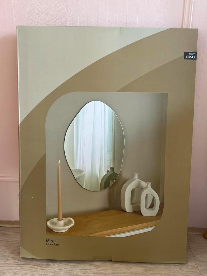 Asymmetrische spiegel van Casa - 60x43 cm, Huis en Inrichting, Woonaccessoires | Spiegels, Gebruikt, 50 tot 75 cm, Minder dan 100 cm