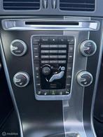 Volvo XC60 2.0 T5 FWD R-Design PANO / NAVI / XENON, 15 km/l, Euro 6, 4 cilinders, 1969 cc