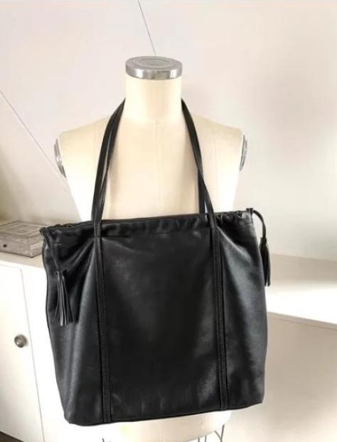 CERRUTI 1881 zwarte leren schoudertas zgan CHCS tas, Ophalen of Verzenden, Zo goed als nieuw, Zwart, Schoudertasje