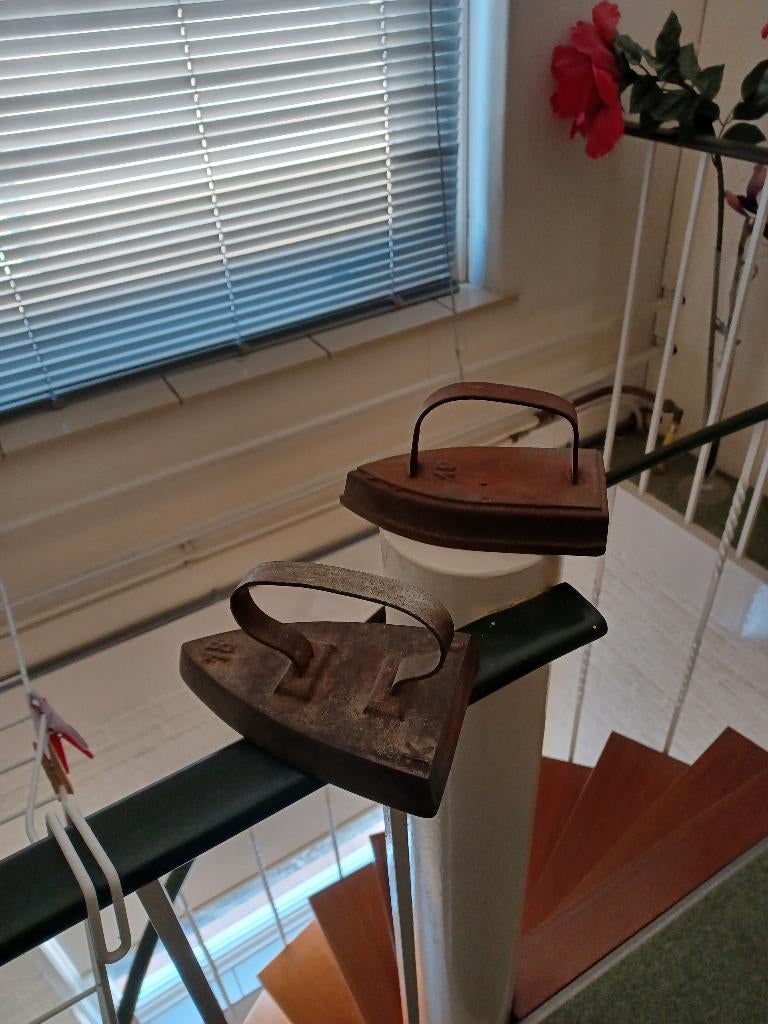 gietijzeren strijkijzer, Antiek en Kunst, Curiosa en Brocante, Ophalen