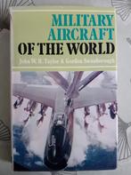 TAYLOR - MILITARY AIRCRAFT OF THE WORLD 1971 €3, Gelezen, TAYLOR + SWANBOROUGH, Ophalen of Verzenden, 1945 tot heden