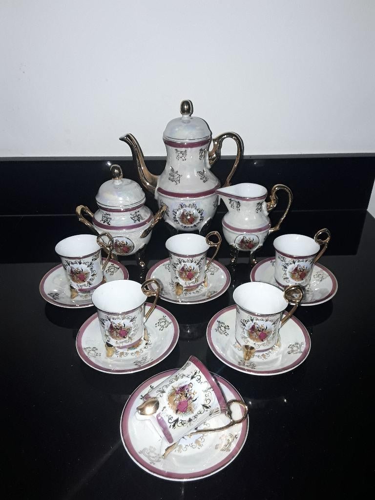Oud barok 6pers theeservies op gouden pootjes, Verzenden