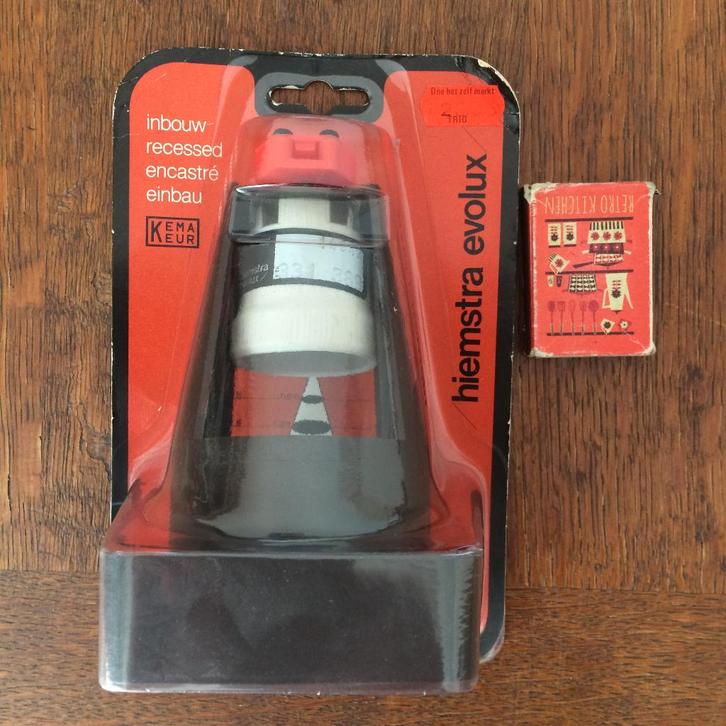 Jaren 70 inbouwspotje Hiemstra Evolux bruin in verpakking, Huis en Inrichting, Lampen | Spots, Nieuw, Plafondspot of Wandspot