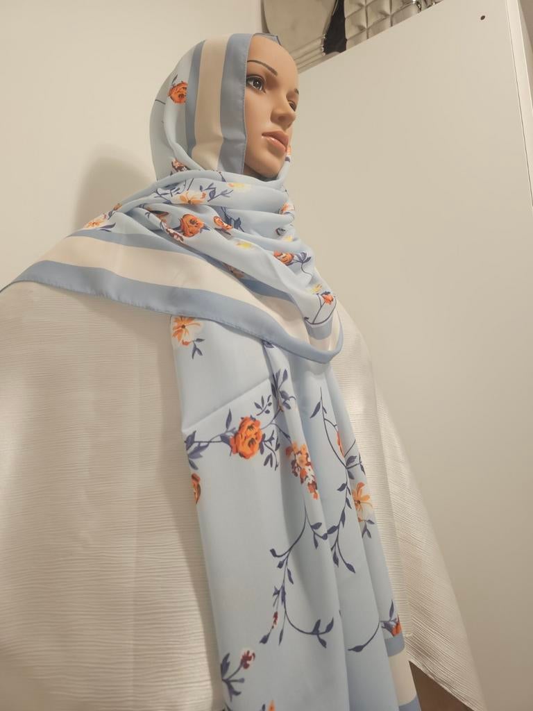 MÜRRE merk sjaal, Ophalen of Verzenden, Zo goed als nieuw, Maat 46/48 (XL) of groter, Sjaal