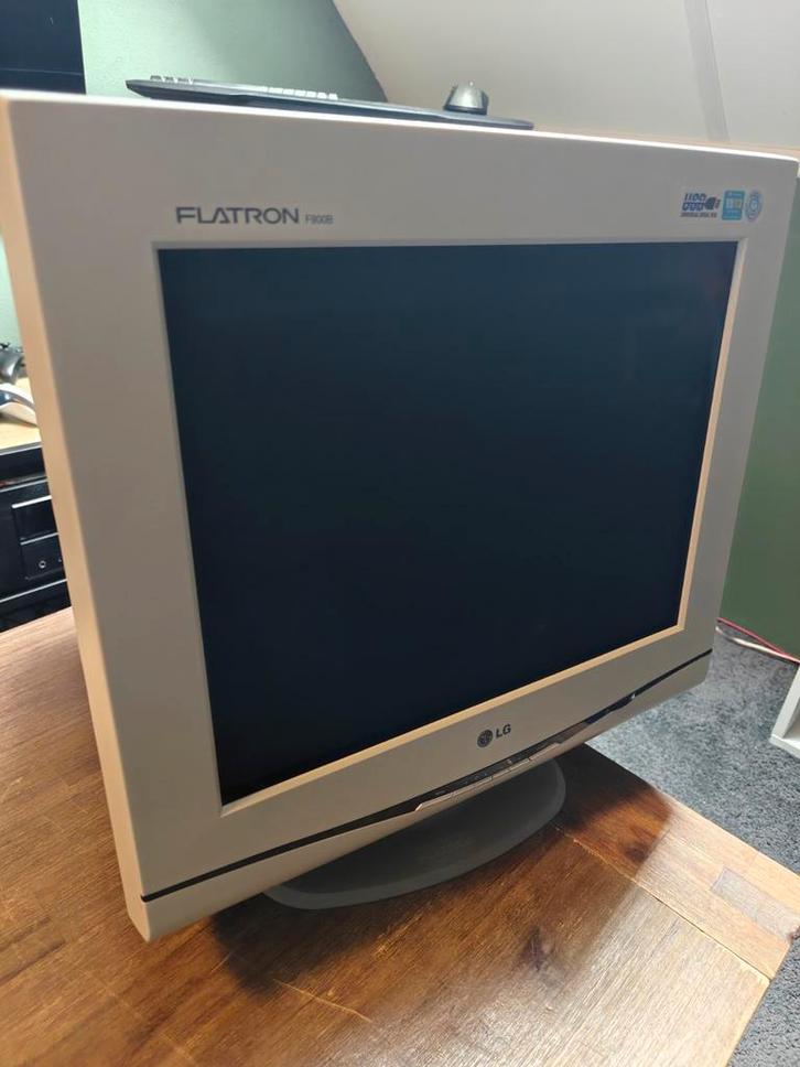 LG Flatron F900B 19 inch crt monitor, Computers en Software, Monitoren, 61 t/m 100 Hz, VGA, Gaming, Ophalen