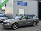 Volvo V40 2.0, LPG G3, Leder Dealer onderhouden, Auto's, Voorwielaandrijving, 136 pk, Gebruikt, 1948 cc