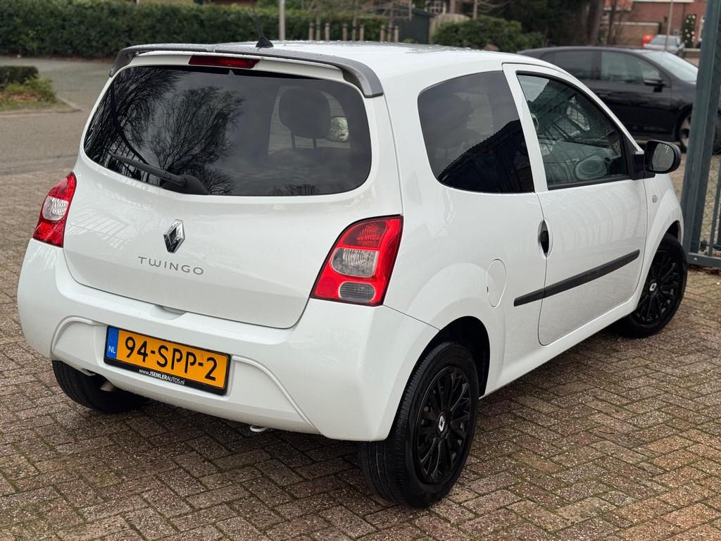 Renault Twingo 1.2-16V Collection AIRCO NW.DRIEM APK NAP BLA, Auto's, Renault, Twingo, Gebruikt, 4 cilinders, 4 stoelen