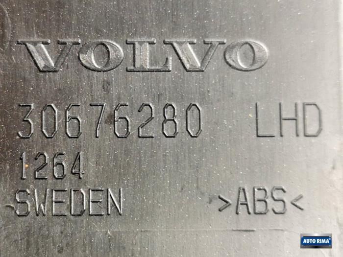 Dashboardkastje van een Volvo V70, Auto-onderdelen, Gebruikt, -, -, Ophalen of Verzenden