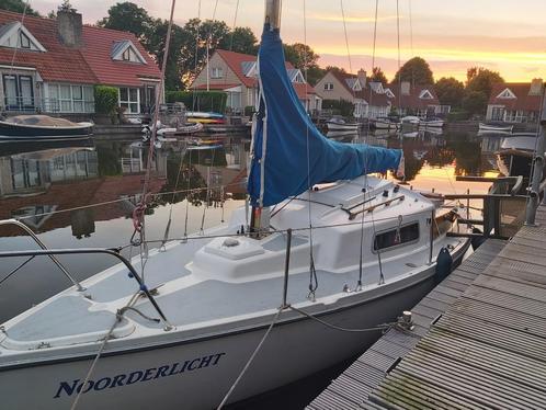 Victoire 22 - zeil kajuitboot, Watersport en Boten, Kajuitzeilboten en Zeiljachten, Gebruikt, Polyester, 6 tot 9 meter, Benzine