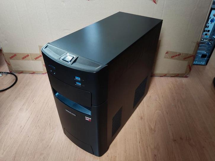 Medion Desktop PC, Computers en Software, Desktop Pc's, Refurbished, 3 tot 4 Ghz, HDD, SSD, 8 GB, Ophalen