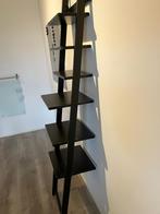 Schuin kastje in vorm van een trap, Ophalen, Zo goed als nieuw, Hout, Cd's