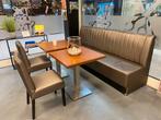 Tafel met stoelen en bank, Huis en Inrichting, Stoelen, Ophalen, Gebruikt, Twee, Bruin