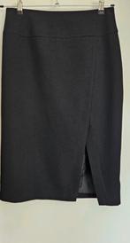 Hennes & Mauritz H&M kokerrok zwart met split voor mt 40, Kleding | Dames, Maat 38/40 (M), H&M, Verzenden, Zwart