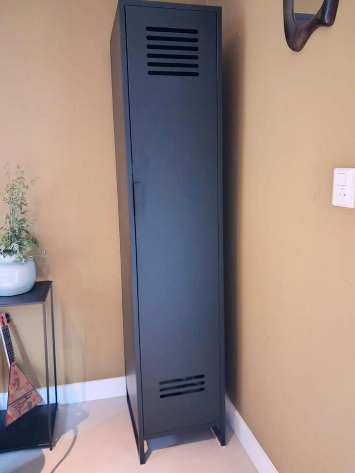 Metalen locker kast, Huis en Inrichting, Kasten | Kledingkasten, Zo goed als nieuw, 150 tot 200 cm, Minder dan 50 cm, 50 tot 75 cm