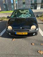 Renault Twingo 1.2 55KW Auth E3 2004 Zwart, Auto's, Renault, Voorwielaandrijving, 4 cilinders, 4 stoelen, Zwart