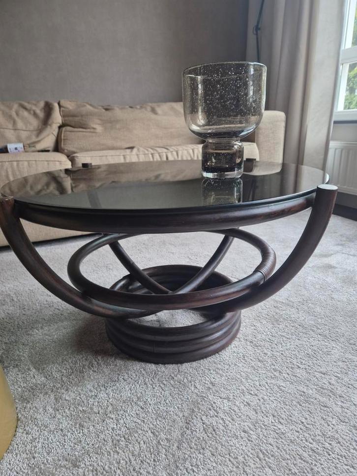 Vintage salontafel met gerookt glas, Huis en Inrichting, Tafels | Salontafels, Minder dan 50 cm, 50 tot 100 cm, 100 tot 150 cm