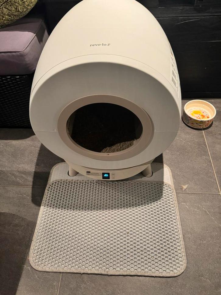 Vrijwel nieuwe Revo-lo kattenbak, incl originele zakken, Dieren en Toebehoren, Kattenbakken, Zo goed als nieuw, Ophalen