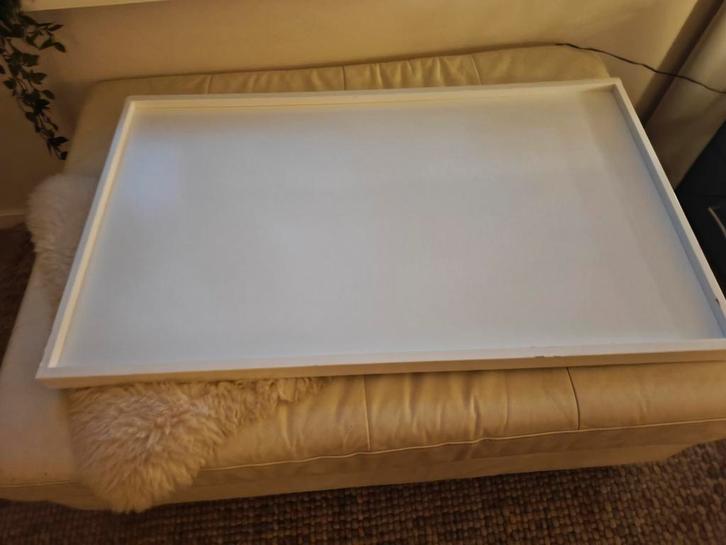 KOMPLEMENT Uittrekbare plank 100x58 cm, Huis en Inrichting, Woonaccessoires | Dienbladen, Hout, Vierkant, Ophalen