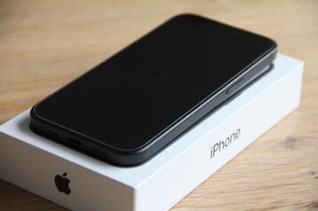 Apple iPhone 15 | 128 GB | Zwart beschikbaar voor biedingen
