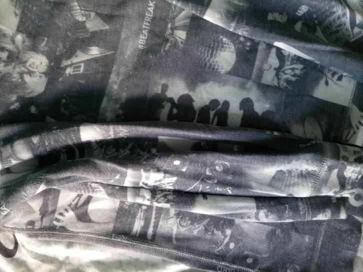 Non Grada trui.  Maat L., Kleding | Heren, Truien en Vesten, Zo goed als nieuw, Maat 52/54 (L), Grijs, Ophalen of Verzenden