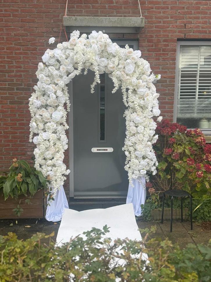 Bloemenboog - Perfect voor bruiloft of feest!, Huis en Inrichting, Kamerplanten, Overige soorten, 200 cm of meer, Bloeiende kamerplant
