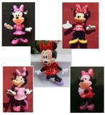 MINNIE taart en cupcake toppers figuren en uitdeel spullen, Nieuw, Mickey Mouse, Ophalen of Verzenden, Beeldje of Figuurtje