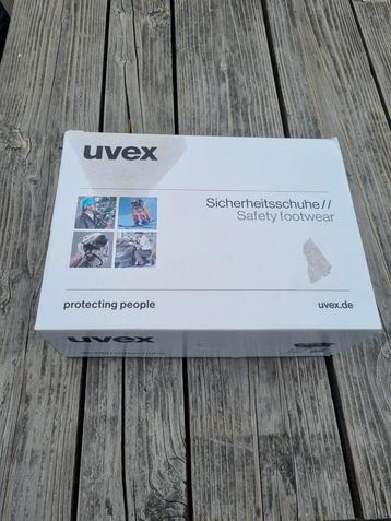 Uvex werkschoenen maat 46 beschikbaar voor biedingen