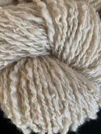 Handgesponnen strengen Texelse lamswol, Verzenden, Zo goed als nieuw, Breien of Haken, Wol of Garen