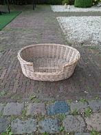 Rieten hondenmand., Ophalen, Zo goed als nieuw, Riet