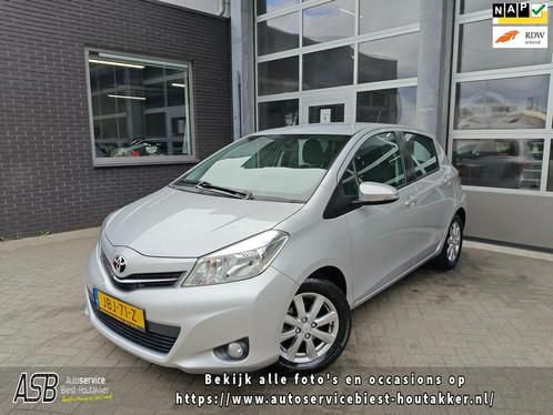 Toyota Yaris 1.3 VVT-i Dynamic | 5-deurs | Trekhaak | Cruise, Auto's, Toyota, Bedrijf, Te koop, Yaris, ABS, Achteruitrijcamera