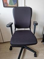 Zwarte Ahrend bureaustoel - Ergonomisch, Huis en Inrichting, Bureaustoelen, Ophalen, Gebruikt, Zwart, Bureaustoel