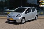 Toyota Aygo 1.0-12V + | Automaat | Parkeer sensoren | Elektr, Stof, Gebruikt, Zwart, 4 stoelen