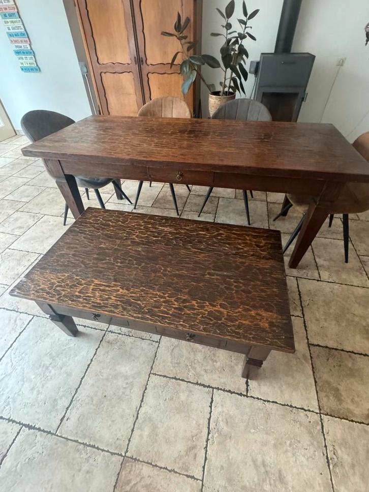 Tijdloos oud teak eet- en salontafel set – massief hout, Huis en Inrichting, Tafels | Sidetables, Zo goed als nieuw, 25 tot 50 cm