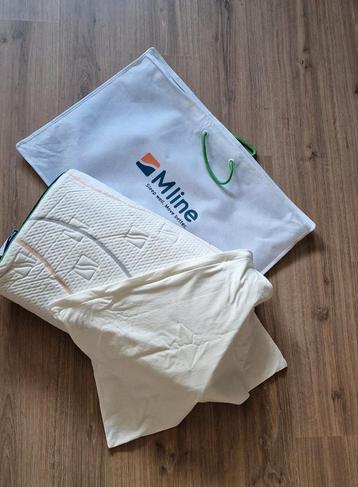 M line Pillow you kussen Groen (medium tot stevig) beschikbaar voor biedingen